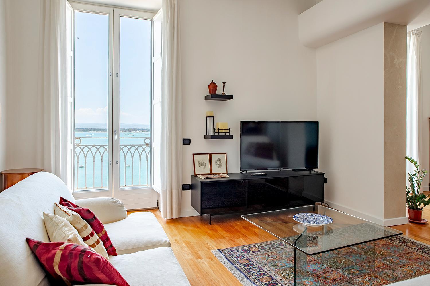 Seaview Design Homes In Ortigia By Wonderful Italy Syracuse